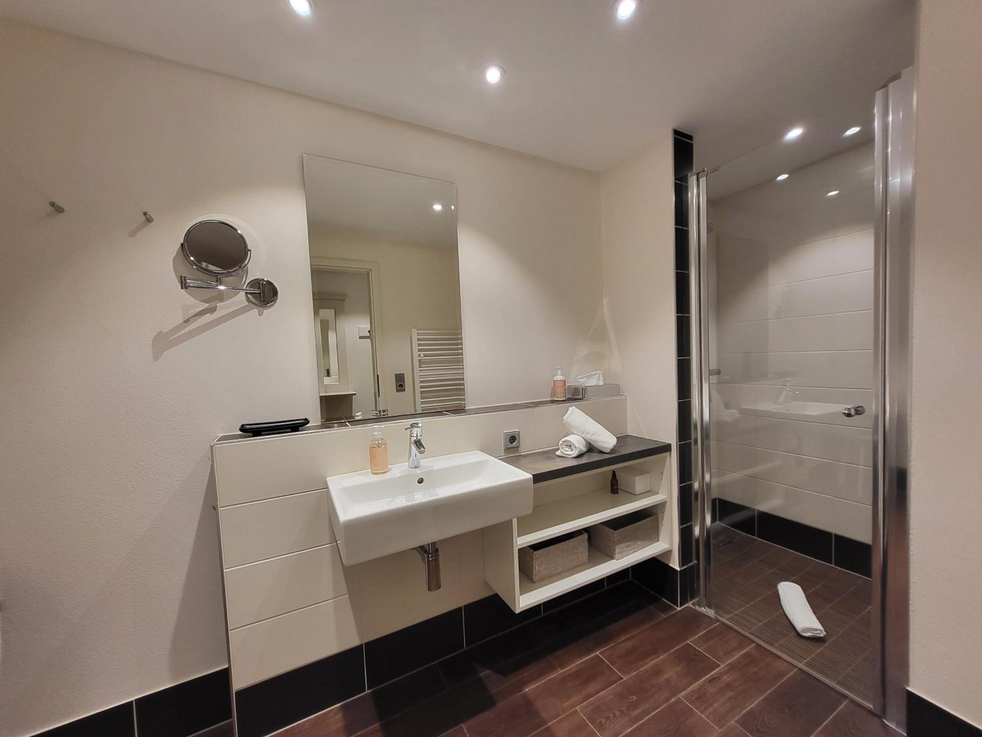 Ferienwohnung 1 Im Reetdachhaus Muehlenhof ซังคท์ พีเทอร์-ออร์ดิง ภายนอก รูปภาพ
